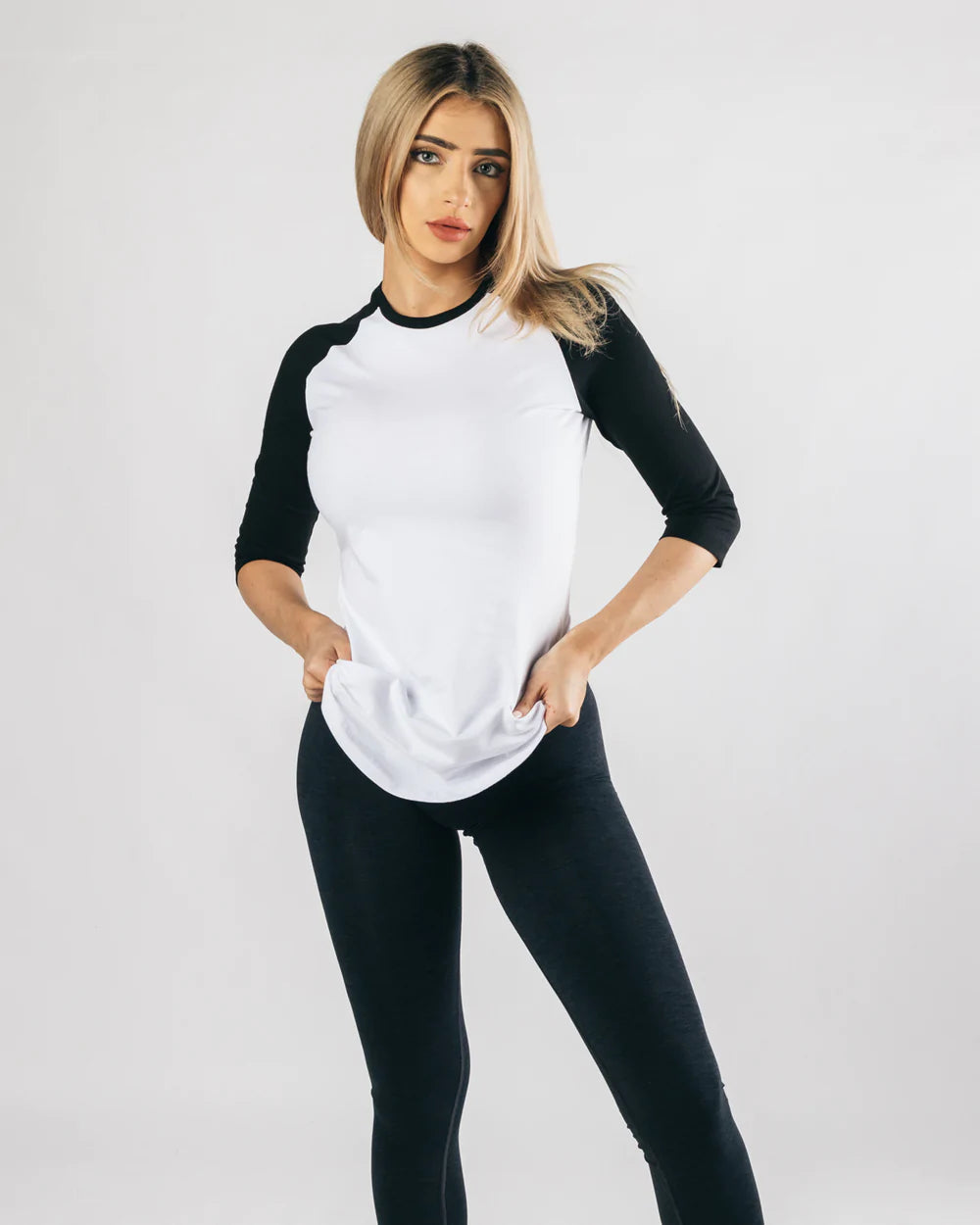 CAMISETA MANGA 3/4 BLACK