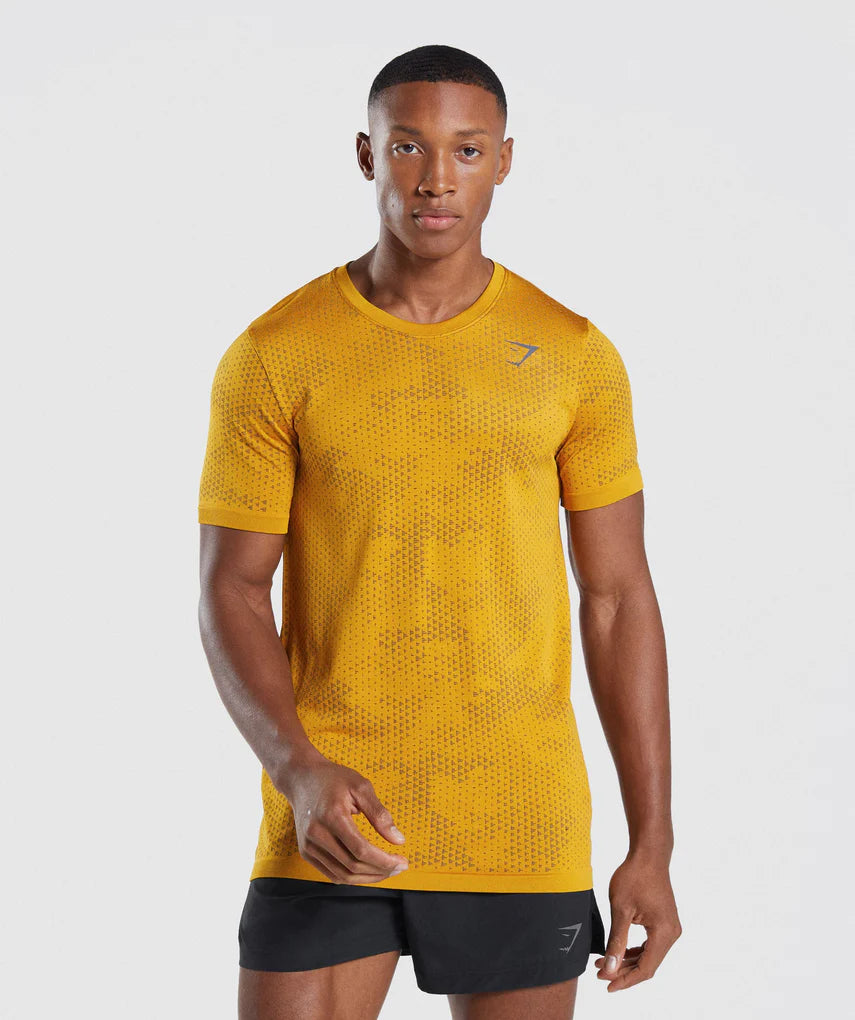 CAMISETA SLIM FIT AJUSTADO