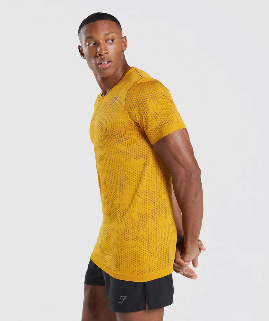CAMISETA SLIM FIT AJUSTADO