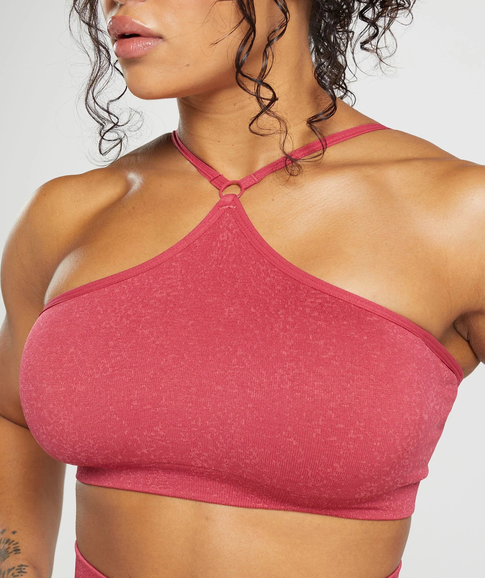 BRALETTE SIN COSTURAS CON CUELLO HALTER ADAPT FLECK