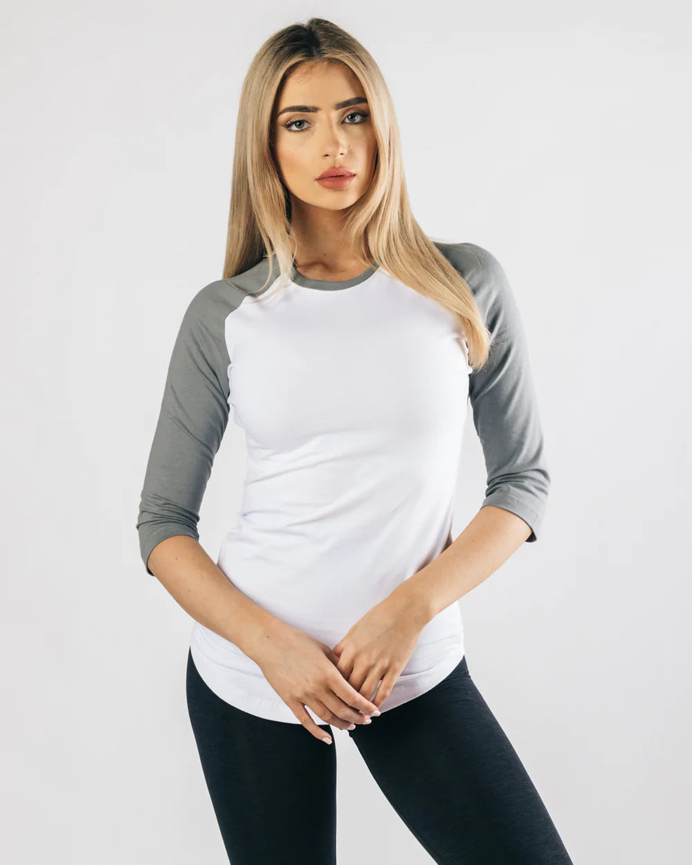 CAMISETA MANGA 3/4 GRIS